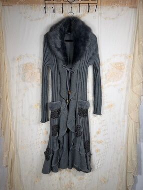 Grunge fairy Gray Knit Duster Cardigan Faux Fur Collar Boho Cottagecore M